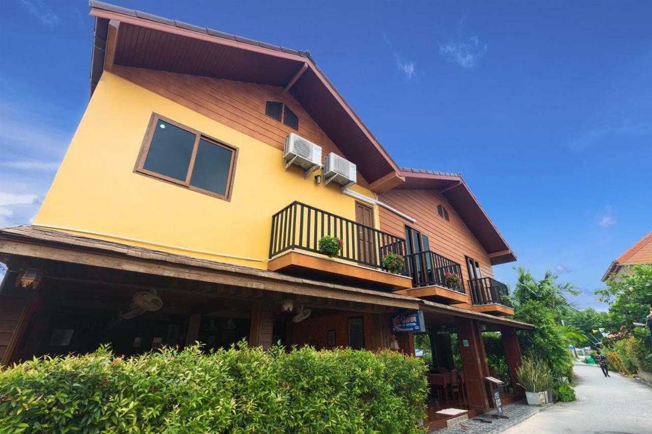 La Luna Italian Restaurant & Accommodation Koh Lipe Exterior photo