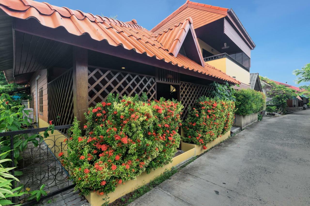 La Luna Italian Restaurant & Accommodation Koh Lipe Exterior photo